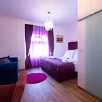 Center Luxury 2 Гостевой дом