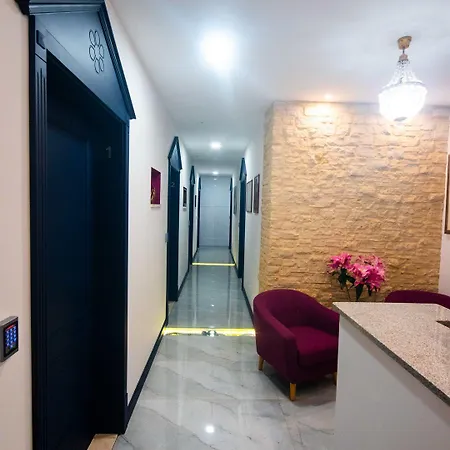 Center Luxury 2 4* Spalato
