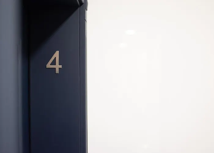 בית הארחה Center Luxury 2