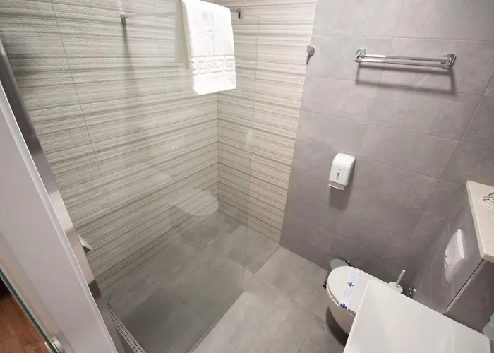 Center Luxury 2 Split